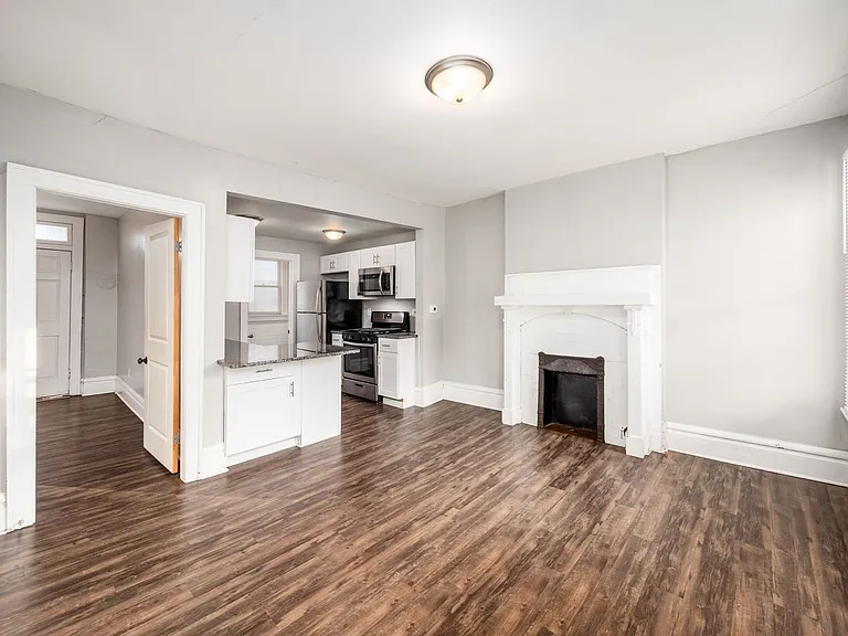 26 E 2nd Ave #19 — Photo 8