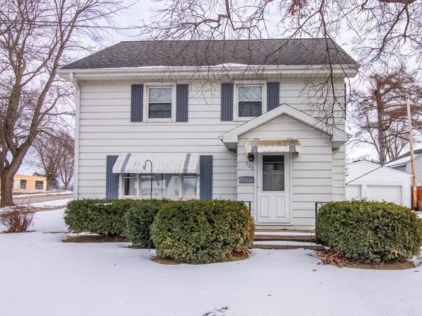 921 N Center STREET, Beaver Dam, WI 53916