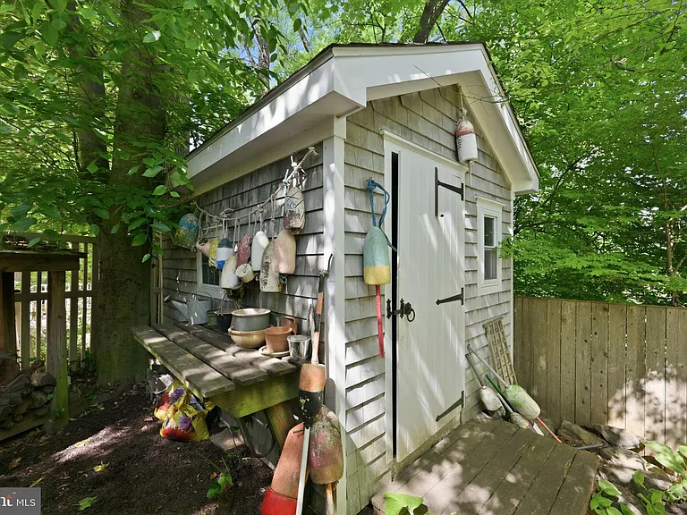 2800 Greenvale St — Photo 63