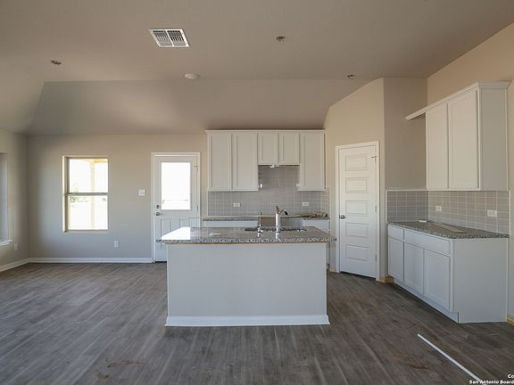 3rd image of 12414 Flatiron Way
