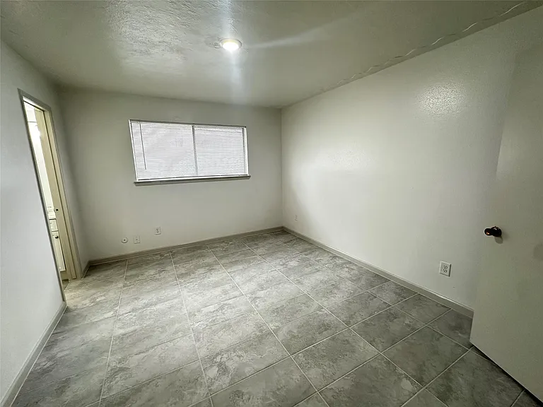 7718 Mosewood St — Photo 7