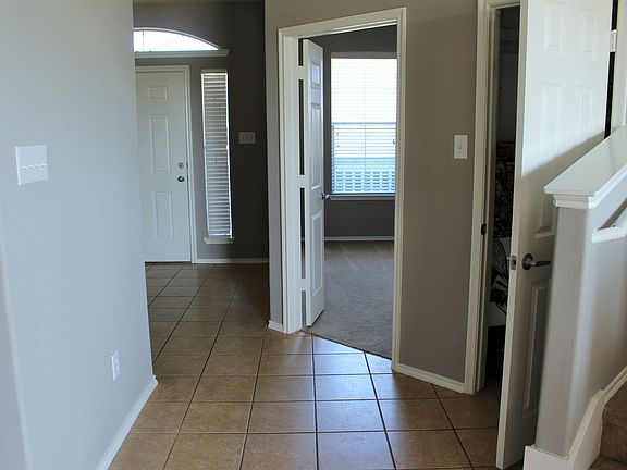 5th image of 2101 Myers Ct