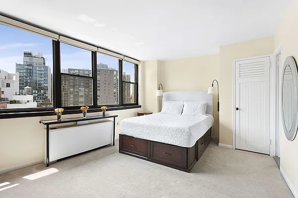 Sold by Compass | media 19