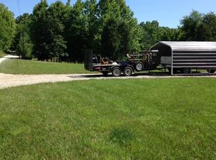 1558 S Golden Hollow Rd, Eckerty, IN 47116