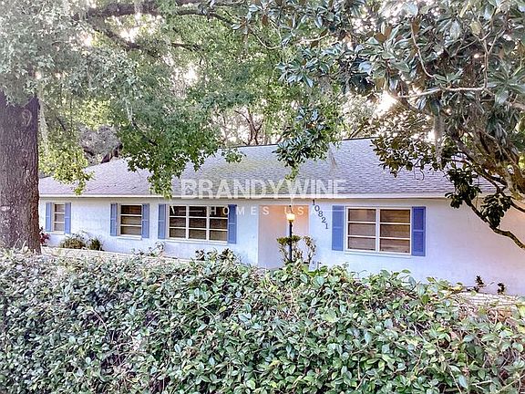 2nd image of 10821 Linda Vista Ln