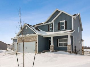 600 NE Badger Ln, Waukee, IA 50263