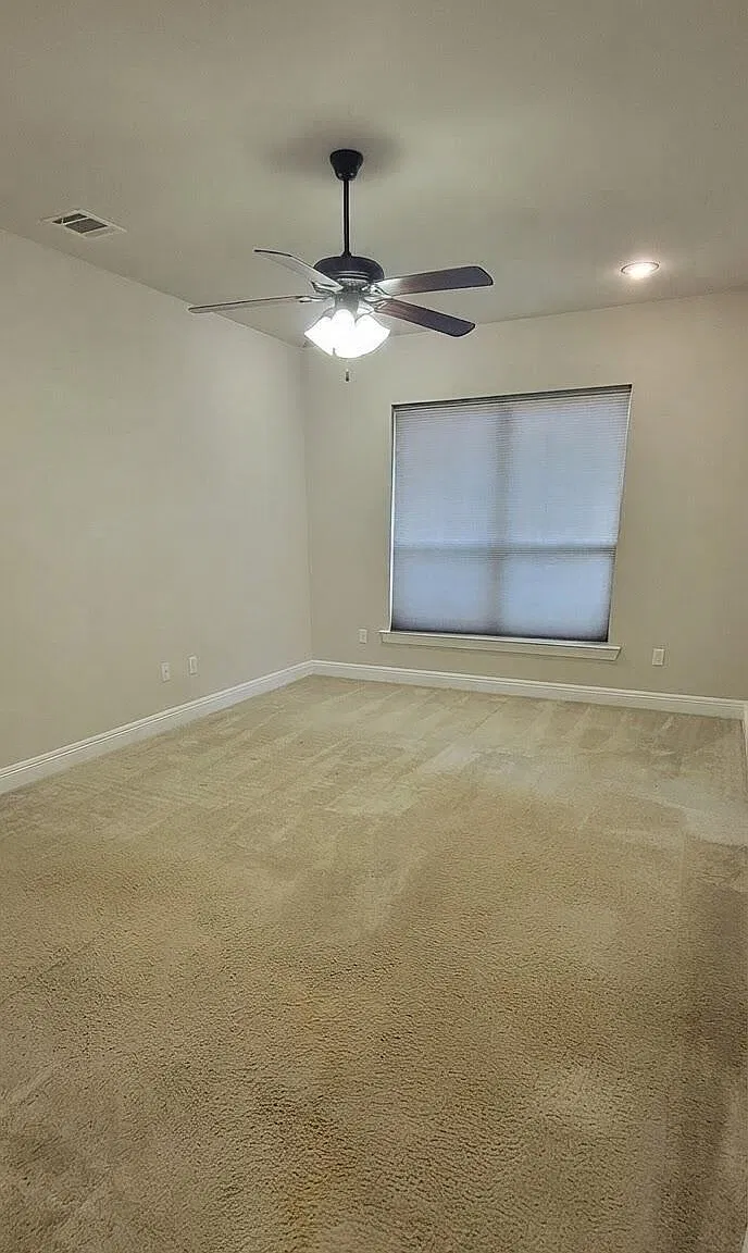 3 bed, 1740 sqft, $1,975 — Photo 4