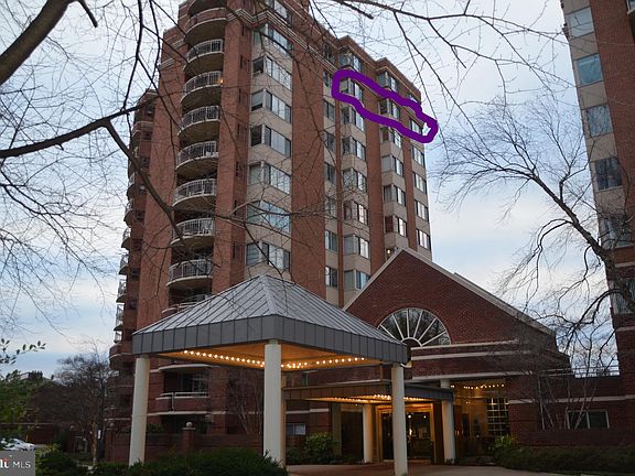 3rd image of 5800 Nicholson Ln #1-1106