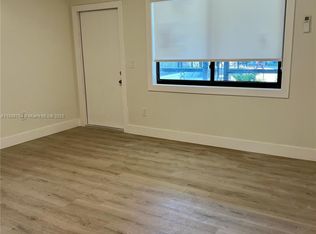 711 Beacom Blvd APT 8, Miami, FL 33135