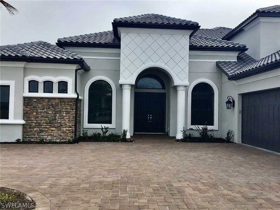 1st image of 11360 Canal Grande Dr NE