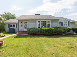 3 Memorial Dr, Methuen, MA 01844