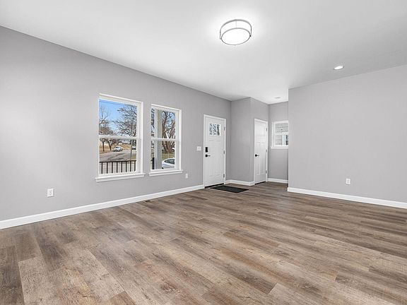 5th image of 6482 Dale Ave