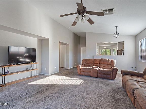 3rd image of 60 W ZINNIA Place