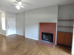 2509 W Slaughter Ln APT B, Austin, TX 78748