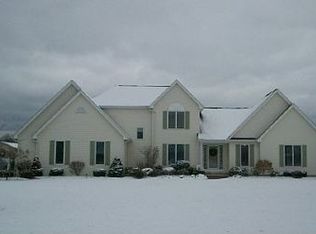 6408 Nash Rd, North Tonawanda, NY 14120