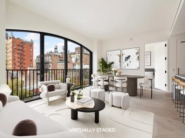 64 University Pl #6C, New York, NY 10003