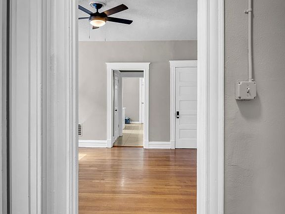 2nd image of 3531 Giles Ave #A