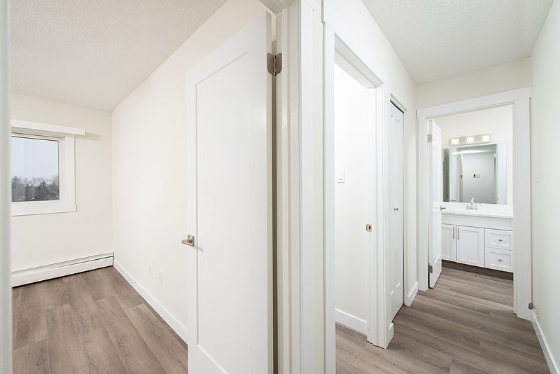 Fort Saskatchewan Apartment for rent - 2 Bedrooms — photo 11