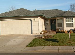 7692 Saint Charles St NE, Keizer, OR 97303