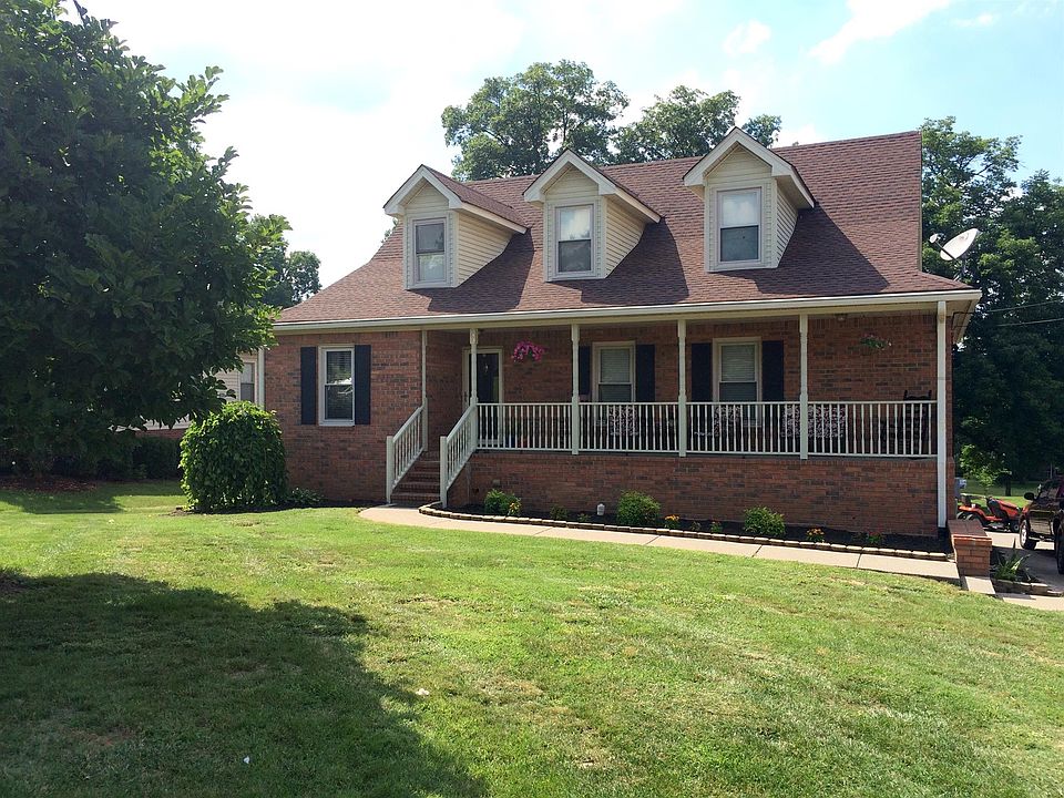 1st image of 102 Kelly Dr