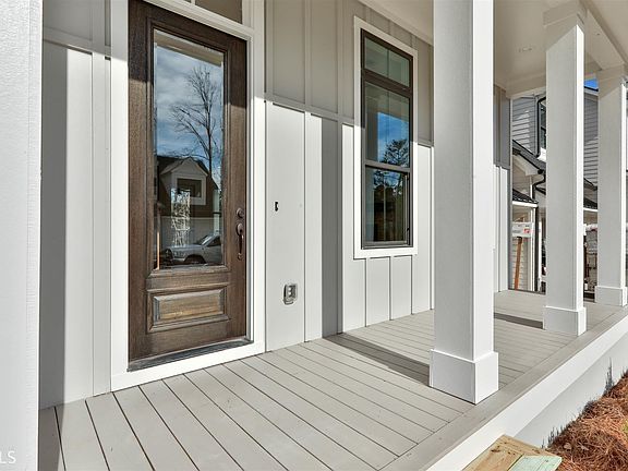 4th image of 1111 Maybeck Way