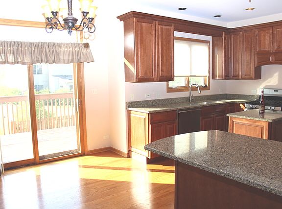 3rd image of 864 Red Hawk Dr