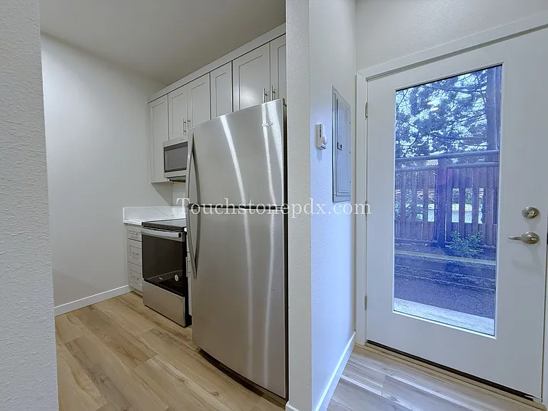 3323 SE 87th Ave — Photo 41