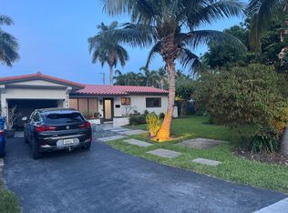 3640 NE 16th Ave, Oakland Park, FL 33334