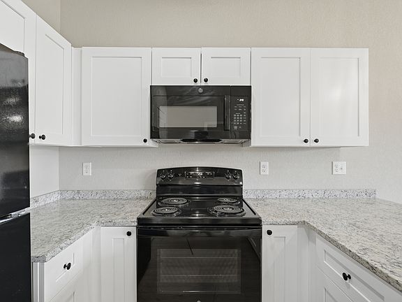 3rd image of 7210 John Palmer Dr #101