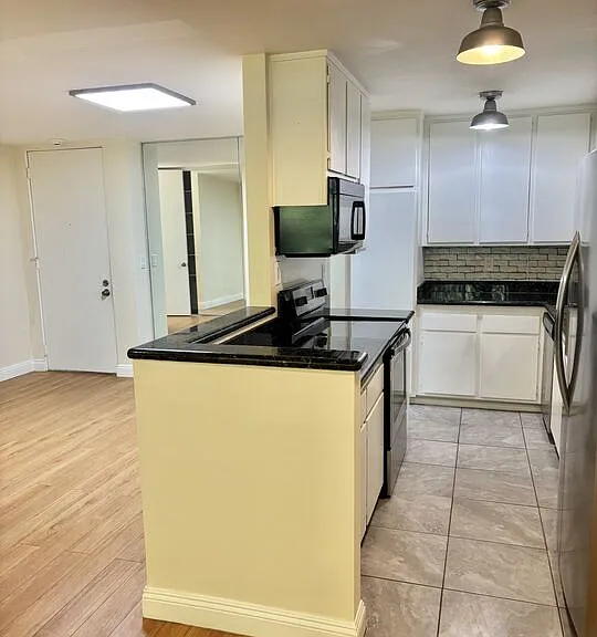 6526 Ocean Crest Dr #102 — Photo 7