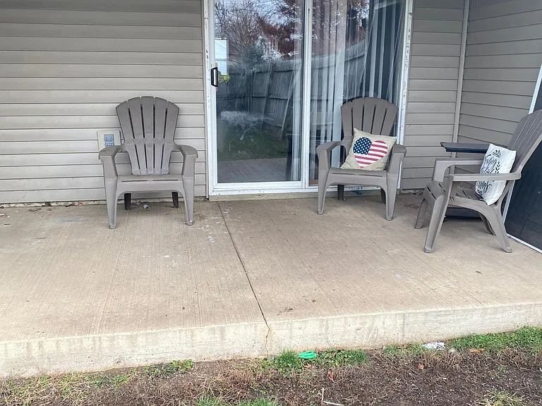 2026 Bridgewater Cir #B — Photo 12