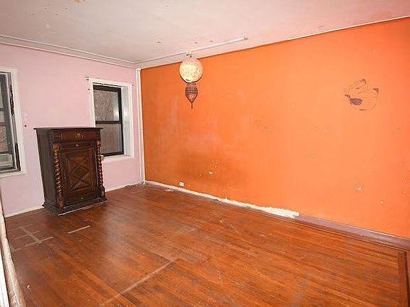4th image of 504 Grand St APT E51