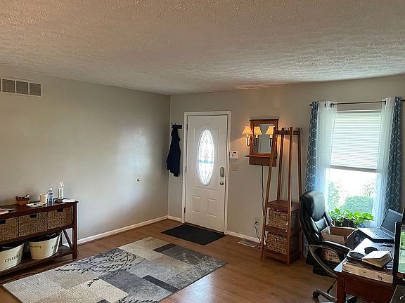 2nd image of 5111 Florence Ave