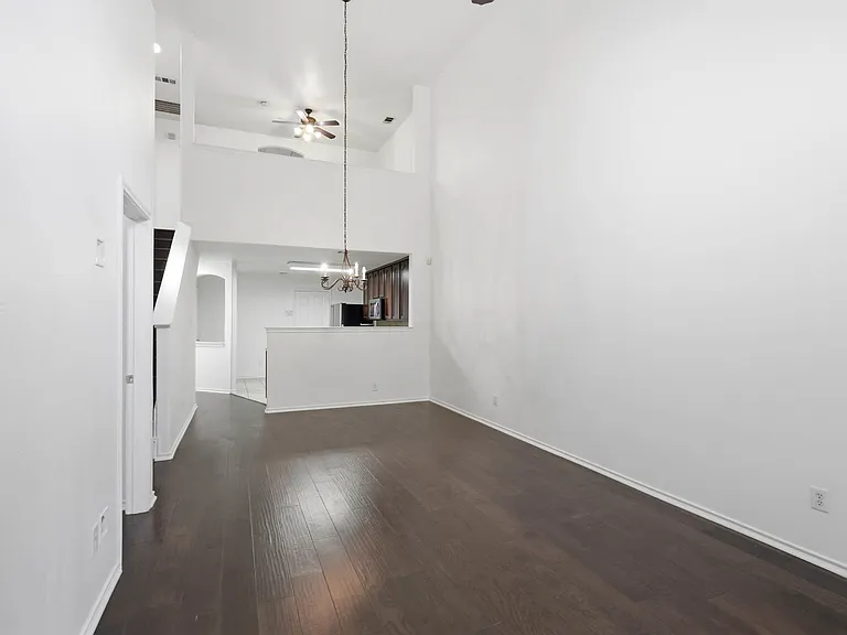 10067 Wake Bridge Dr — Photo 13