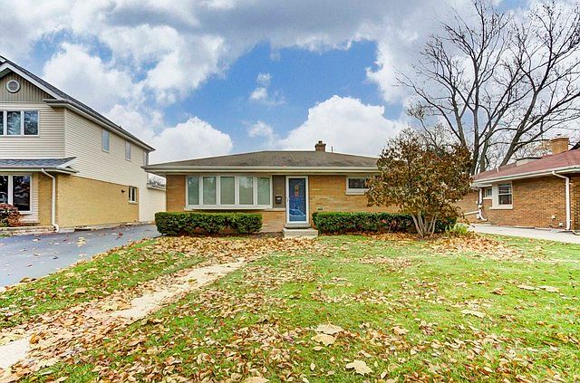 1st image of 121 N Richard Ave