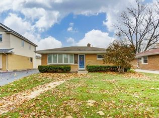 121 N Richard Ave, Elmhurst, IL