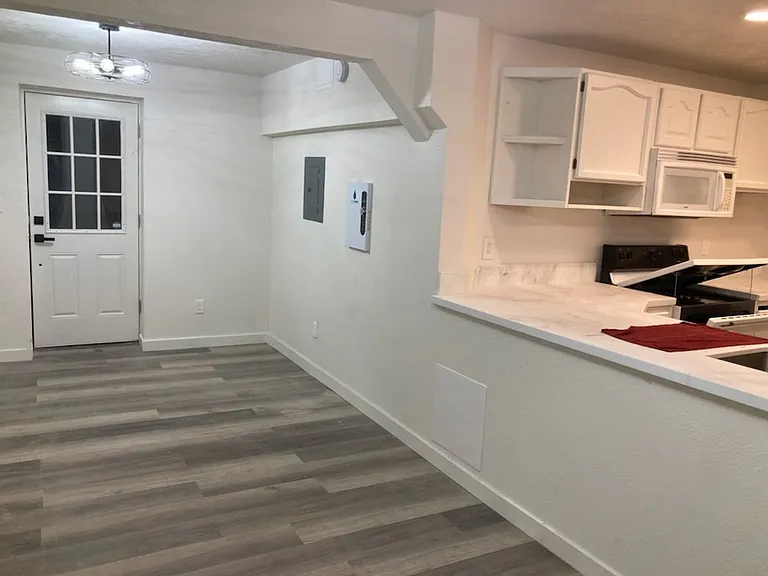 1026 N 1100 W — Photo 6