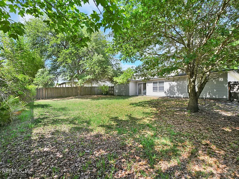 10810 Stanton Hills Dr E — Photo 34