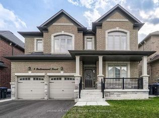 8 Buttonwood Rd #BASEMENT, Brampton, ON L6P4J9