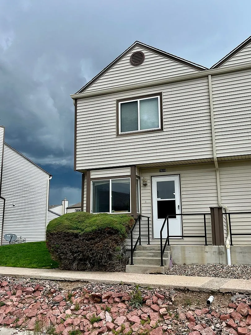 Charming 2 Bedroom Townhome in Briargate with so much new! — Photo 1