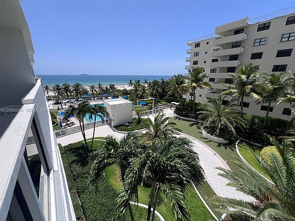 3rd image of 100 Lincoln Rd #634