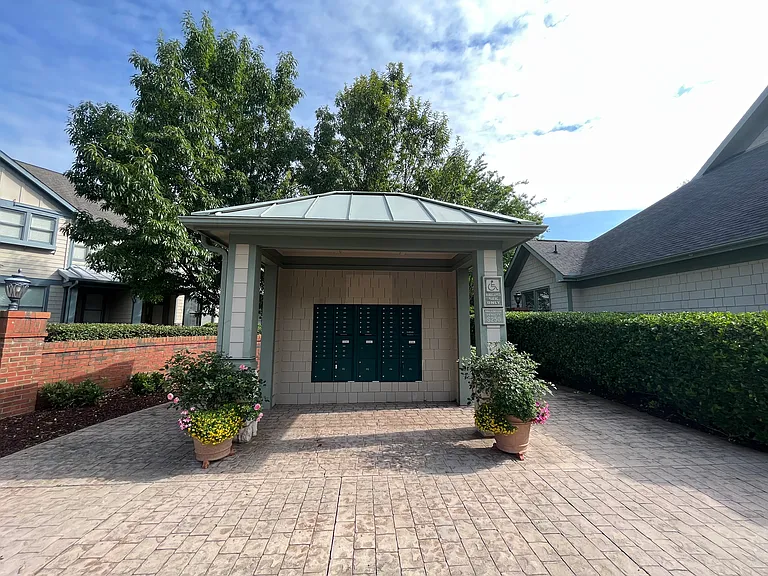 104 Presque Isle Ln #104 — Photo 39
