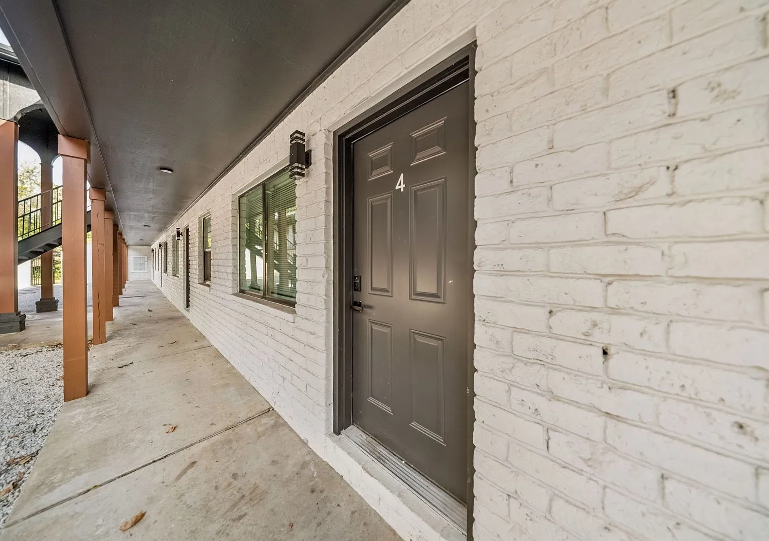 1152 S Quaker Ave - Unit 1152-4 — Photo 1