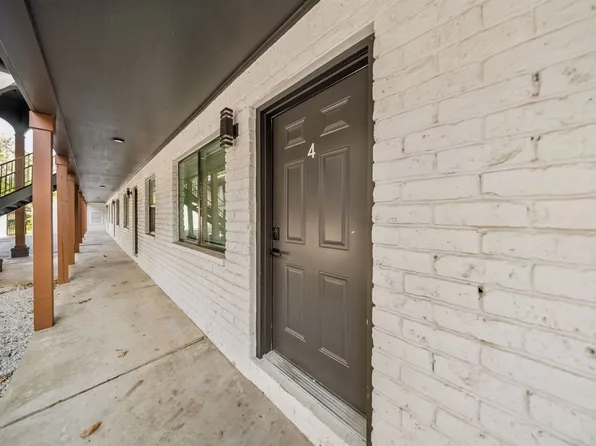 1152 S Quaker Ave, Tulsa, OK