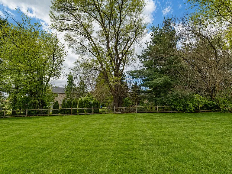 51225 Brandychase W — Photo 27