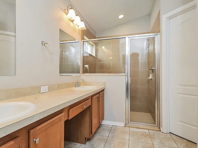 2537 Peekskill Rd — Photo 12