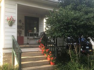 508 W John St, Champaign, IL