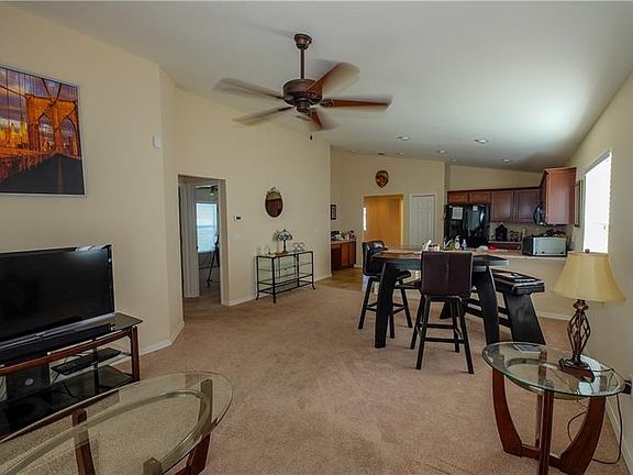 4th image of 3025 Grand Preserve Blvd