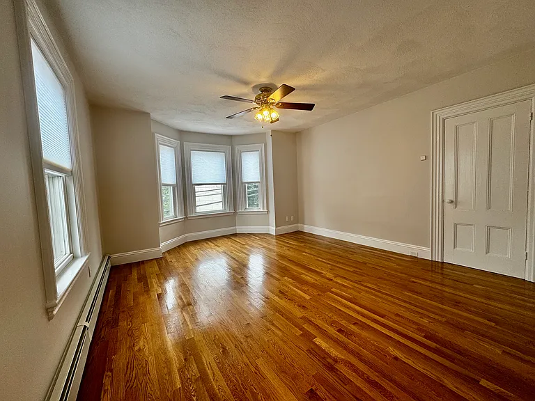 85 Pine St #2 — Photo 24