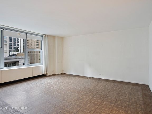 4th image of 777 N Michigan Ave APT 807